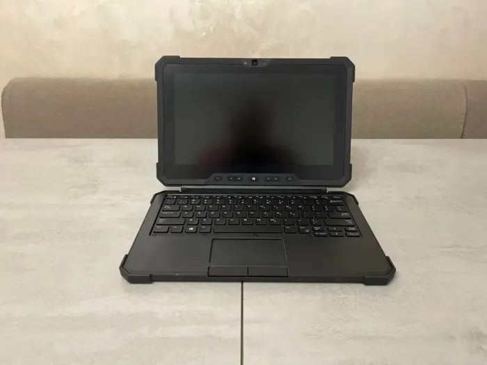 Захищений планшет Dell Latitude 7212 Rugged Extreme / 11,6'' (1920x1080) IPS / Intel Core i7-7600U (2 (4) ядра по 2,8 - 3,9 ГГц) / 16 ГБ DDR3 / 256 ГБ SSD / Intel HD Graphics 620 / WebCam / Дві АКБ б/в - зображення 6