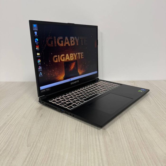Ігровий ноутбук Gigabyte G6 KF / 16" (1920x1200) IPS / Intel Core i7-13620H (10 (16) ядер по 3.6 - 4.9 GHz) / 16 GB DDR5 / 1000 GB SSD NVMe / nVidia GeForce RTX 4060, 8 GB GDDR6, 128-bit / WebCam б/в - зображення 4
