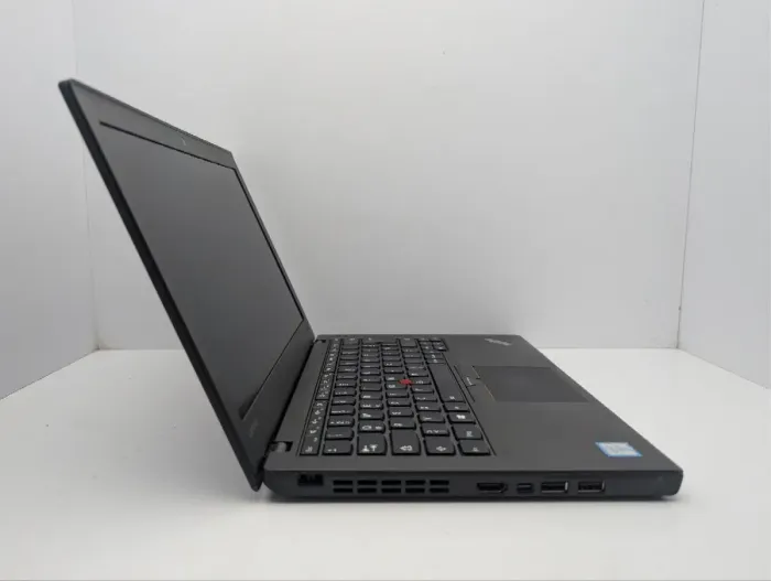 Нетбук Lenovo ThinkPad X260 / 12.5" (1920x1080) IPS / Intel Core i7-6600U (2 (4) ядра по 2.6 - 3.4 GHz) / 8 GB DDR4 / 120 GB SSD / Intel HD Graphics 520 / WebCam б/в - зображення 6