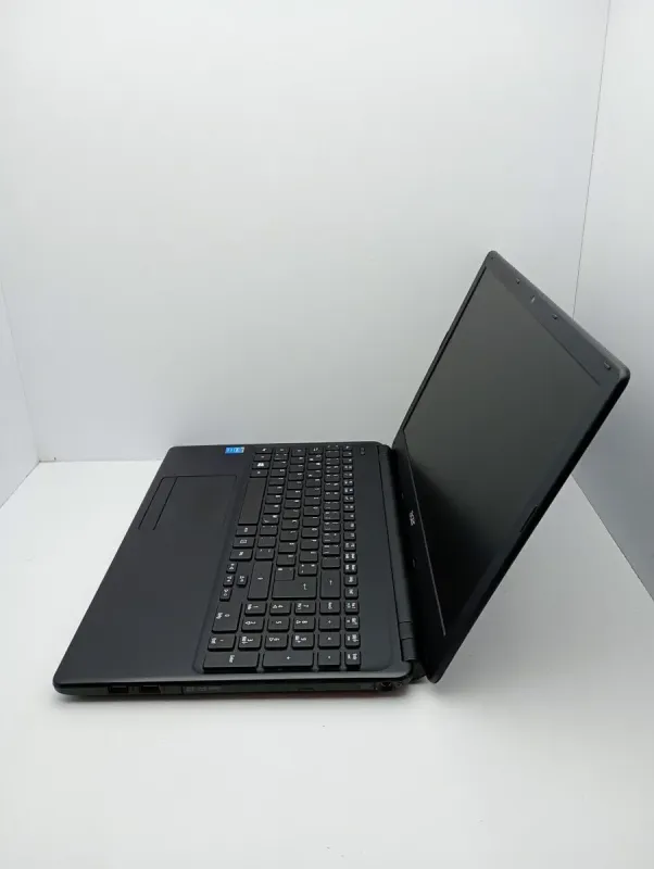 Ноутбук Acer Aspire E1-572 / 15.6" (1920x1080) TN / Intel Core i5-4200U (2 (4) ядра по 1.7 - 2.7 GHz) / 6 GB DDR3 / 500 GB HDD / Intel HD Graphics 4600 / WebCam / HDMI б/в - зображення 6