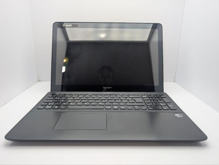 Ноутбук Sony SVF15 / 15.6" (1366x768) TN Touch / Intel Core i5-3337U (2 (4) ядра по 1.8 - 2.7 GHz) / 8 GB DDR3 / 240 GB SSD / Intel HD Graphics 4000 / WebCam / DVD-ROM б/в - зображення 3