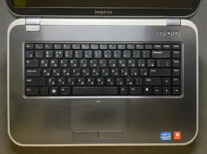 Ноутбук Б-клас Dell Inspiron 5520 / 15.6" (1366x768) TN / Intel Core i7-3612QM (4 (8) ядра по 2.1 - 3.1 GHz) / 8 GB DDR3 / 256 GB SSD / AMD Radeon HD 7600M, 1 GB GDDR3, 128-bit / WebCam б/в - зображення 6