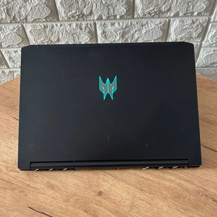 Ігровий ноутбук Б-клас Acer Predator Triton PT315-53 / 15.6" (2560x1440) IPS / Intel Core i7-11800H (8 (16) ядер по 2.3 - 4.6 GHz) / 16 GB DDR4 / 512 GB SSD / nVidia GeForce RTX 3070, 8 GB GDDR6, 256-bit / WebCam б/в - зображення 3