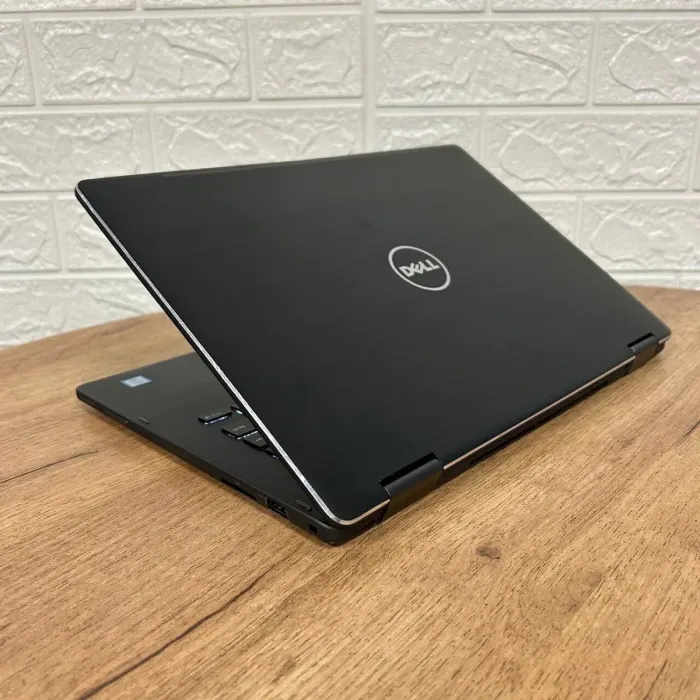 Ультрабук-трансформер Б-клас Dell Latitude 3379 / 13.3" (1920x1080) IPS Touch / Intel Core i5-6300U (2 (4) ядра по 2.4 - 3.0 GHz) / 8 GB DDR4 / 256 GB SSD / Intel HD Graphics 520 / WebCam б/в - зображення 6