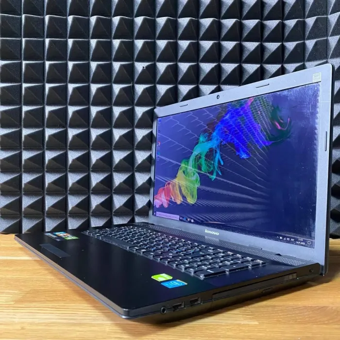 Ноутбук Lenovo G710 / 17.3" (1600x900) TN / Intel Core i7-4702MQ (4 (8) ядра по 2.2 - 3.2 GHz) / 16 GB DDR3 / 128 GB SSD / Intel HD Graphics 4600 / WebCam / DVD-ROM б/в - зображення 6