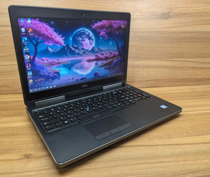 Мобільна робоча станція Dell Precision 7520 / 15.6" (1920x1080) IPS / Intel Core i7-7820HQ (4 (8) ядра по 2.9 - 3.9 GHz) / 16 GB DDR4 / 512 GB SSD / nVidia Quadro M2200, 4 GB GDDR5, 128-bit / WebCam / Windows 10 б/в - зображення 4