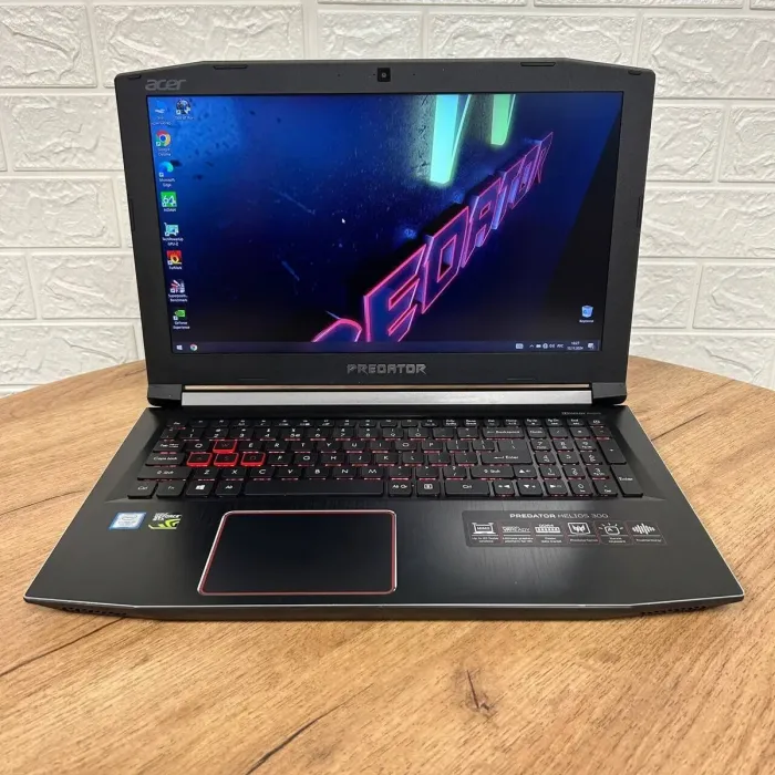 Ігровий ноутбук Б-клас Acer Predator Helios 300 PH315-51 / 15.6" (1920x1080) IPS / Intel Core i7-8750H (6 (12) ядер по 2.2 - 4.1 GHz) / 16 GB DDR4 / 256 GB SSD / nVidia GeForce GTX 1060, 6 GB GDDR5, 192-bit / WebCam б/в - зображення 2
