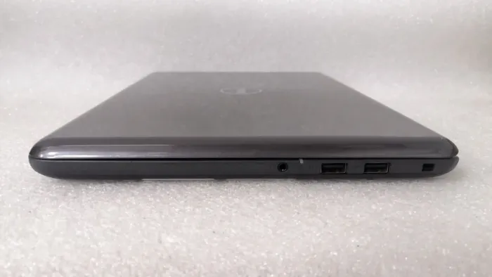 Ультрабук Dell Latitude 3380 / 13.3" (1366x768) TN / Intel Core i5-7200U (2 (4) ядра по 2.5 - 3.1 GHz) / 8 GB DDR4 / 500 GB HDD /HD Graphics 620 / WebCam / Win 10 Pro б/в - зображення 5