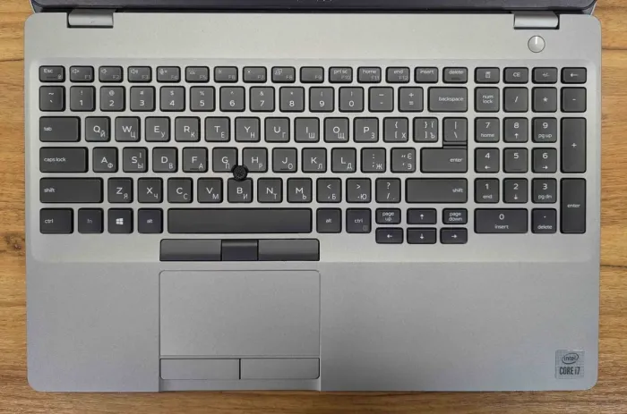 Ноутбук Dell Precision 3551 / 15.6" (1920x1080) IPS / Intel Core i7-10850H (6 (12) ядер по 2.7 - 5.1 GHz) / 16 GB DDR4 / 512 GB SSD / Intel UHD Graphics / WebCam / Windows 10 б/в - зображення 3