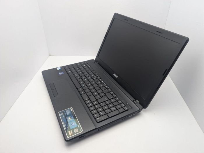 Ноутбук Asus X54H / 15.6" (1366x768) TN / Intel Pentium B950 (2 ядра по 2.1 GHz) / 8 GB DDR3 / 320 GB HDD / Intel HD Graphics / WebCam / DVD-ROM б/в - зображення 7