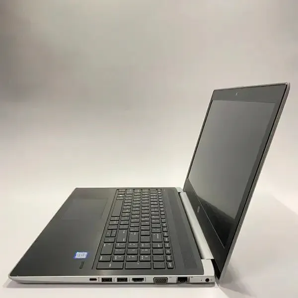 Ноутбук Б-клас HP ProBook 450 G5 / 15.6" (1366x768) TN / Intel Core i5-8250U (4 (8) ядра по 1.6 - 3.4 GHz) / 16 GB DDR4 / 256 GB SSD / Intel UHD Graphics 620 / WebCam / TouchID б/в - зображення 6