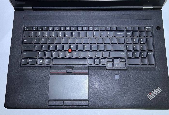 Мобільна робоча станція Lenovo ThinkPad P73 / 17.3" (1920x1080) IPS / Intel Core i7-9750H (6 (12) ядер по 2.6 - 4.5 GHz) / 32 GB DDR4 / 256 GB SSD + 256 GB SSD / nVidia Quadro RTX 3000, 6 GB GDDR6, 192-bit / WebCam / Win 11 Pro б/в - зображення 8