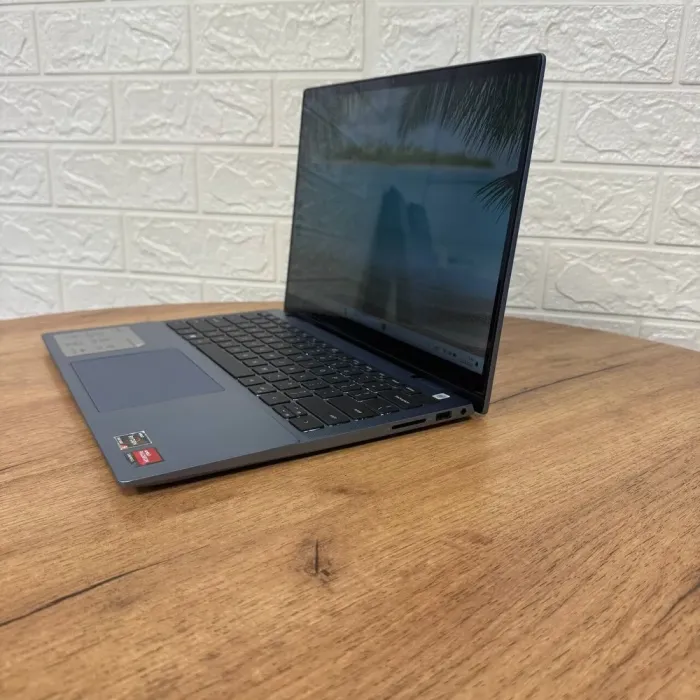 Ультрабук-трансформер Б-клас Dell Inspiron 14 7435 / 14" (1920x1200) IPS Touch / AMD Ryzen 5 7530U (6 (12) ядер по 2.0 - 4.5 GHz) / 8 GB DDR4 / 512 GB SSD / AMD Radeon RX Vega 7 Graphics / WebCam б/в - зображення 5