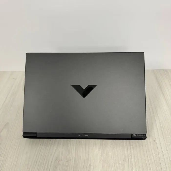 Ігровий ноутбук HP Victus 16-s0076nr / 16.1" (1920x1080) IPS / AMD Ryzen 5 7640HS (6 (12) ядра по 4.3 - 5.0 GHz) / 16 GB DDR5 / 512 GB SSD / nVidia GeForce RTX 4060, 8 GB GDDR6, 128-bit / WebCam б/в - зображення 3