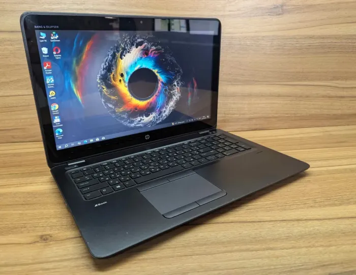 Ноутбук HP zBook 15u G3 / 15.6" (1920x1080) IPS Touch / Intel Core i7-6500U (2 (4) ядра по 2.5 - 3.1 GHz) / 16 GB DDR4 / 512 GB SSD / AMD FirePro W4190M, 2 GB GDDR5, 128-bit / WebCam / Fingerprint / Windows 10 б/в - зображення 4