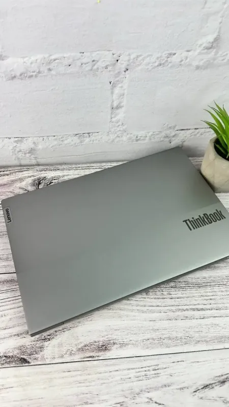 Ультрабук Lenovo ThinkBook 14 G2 / 14" (1920x1080) IPS / AMD Ryzen 5 4500U (6 ядер по 2.3 - 4.0 GHz) / 8 GB DDR4 / 256 GB SSD / AMD Radeon RX Vega 6 Graphics / WebCam б/в - зображення 5