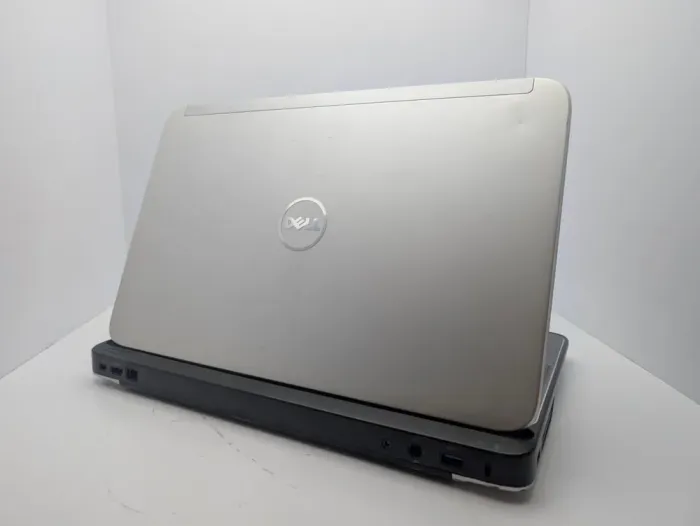 Ігровий ноутбук Dell XPS L502X / 15.6" (1366x768) TN / Intel Core i7-2670QM (4 (8) ядра по 2.2 - 3.1 GHz) / 8 GB DDR3 / 240 GB SSD / nVidia GeForce GT 540M, 2 GB DDR3, 128-bit / WebCam б/в - зображення 8