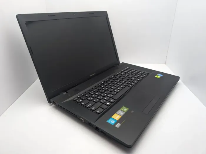 Ноутбук Lenovo IdeaPad G710 / 17.3" (1600x900) TN / Intel Core i5-4210M (2 (4) ядер 2.6 - 3.2 GHz) / 6 GB DDR3 / 320 GB SSD / Intel HD Graphics 4600 / WebCam б/в - зображення 3