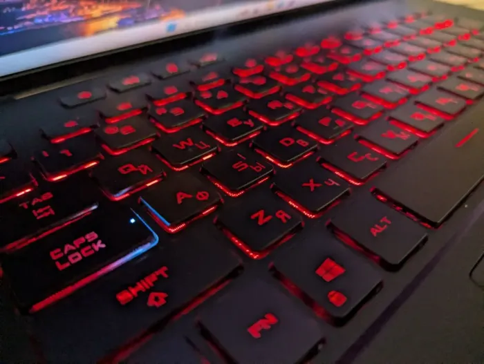 Ігровий ноутбук Б-класу Asus ROG Zephyrus M16 GU603ZW / 16" (1920x1200) IPS / Intel Core i9-12900H (14 (20) ядер по 3,8 - 5,0 ГГц) / 16 ГБ DDR5 / 512 ГБ SSD / nVidia GeForce RTX 3070 Ti, 8 ГБ GDDR6X, 256-bit / WebCam / Windows 11 б/в - зображення 8