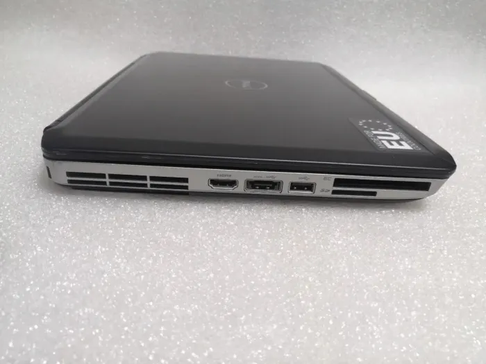 Ноутбук Dell Latitude E5430 / 14" TN / Core i3-2328M (2(4) ядра по 2.2GHz) / 4GB DDR3 / 320GB HDD / HD Graphics 3000 / DVD-ROM / HDMI б/в - зображення 3