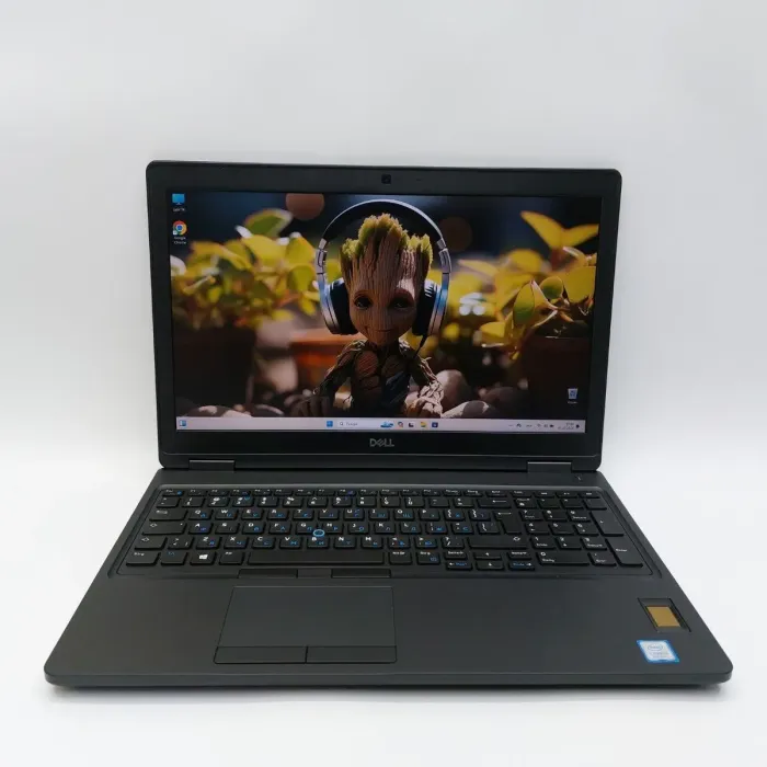 Ультрабук Dell Latitude 5591 / 15.6" (1920x1080) IPS / Intel Core i5-8300H (4 (8) ядра по 2.3 - 4.0 GHz) / 16 GB DDR4 / 256 GB SSD / Intel UHD Graphics 630 / WebCam / Win 11 Pro б/в - зображення 2