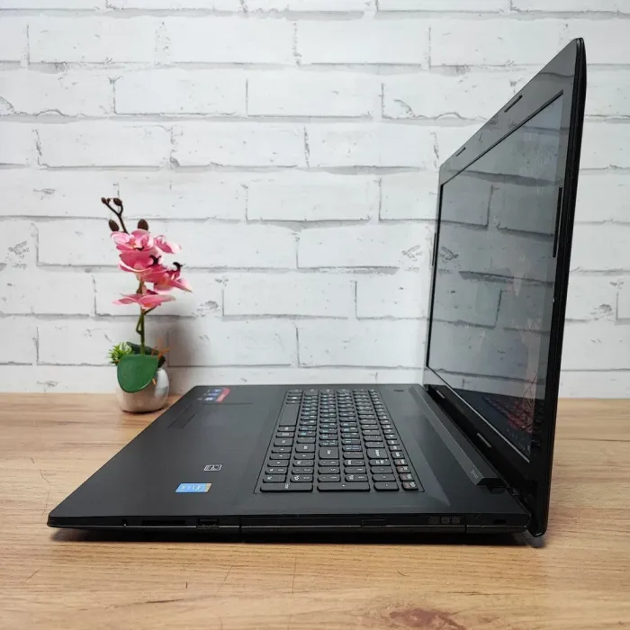 Ноутбук Lenovo G70-70 / 17.3" (1600x900) TN / Intel Core i3-4005U (2 (4) ядра по 1.7 GHz) / 8 GB DDR3 / 128 GB SSD / Intel HD Graphics / WebCam б/в - зображення 6