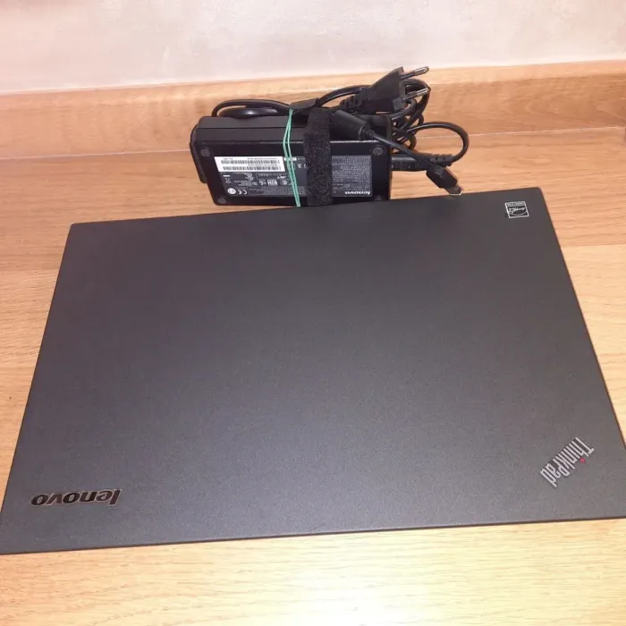 Роб. станція Lenovo ThinkPad W550s / 15.6" TN / Core i7-5500U (2(4) ядра по 2.4-3GHz) / 8GB DDR3 / 256GB SSD / Quadro K620M, 2GB/ WebCam / Дві батареї б/в - зображення 3