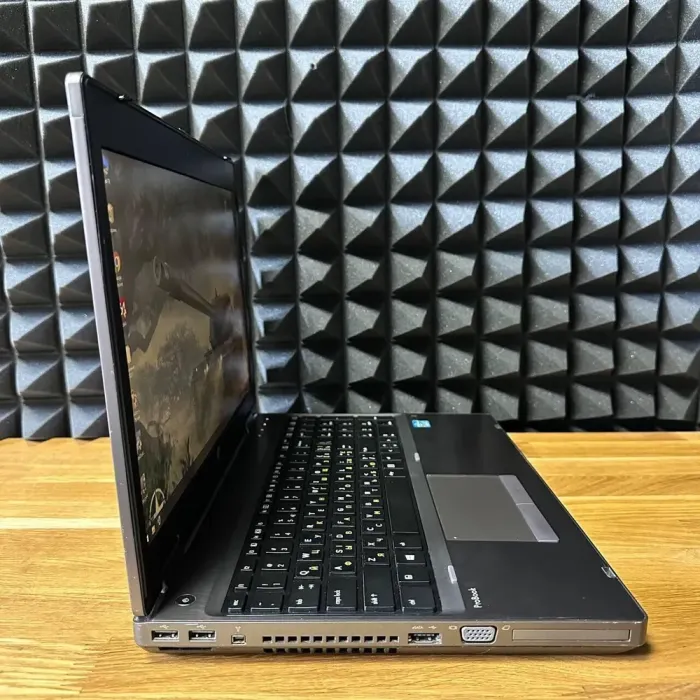 Ноутбук Б-клас HP ProBook 6570b / 15.6" (1600x900) TN / Intel Core i5-3210M (2 (4) ядра по 2.5 - 3.1 GHz) / 8 GB DDR3 / 128 GB SSD / Intel HD Graphics 4000 / WebCam / DVD-ROM б/в - зображення 4