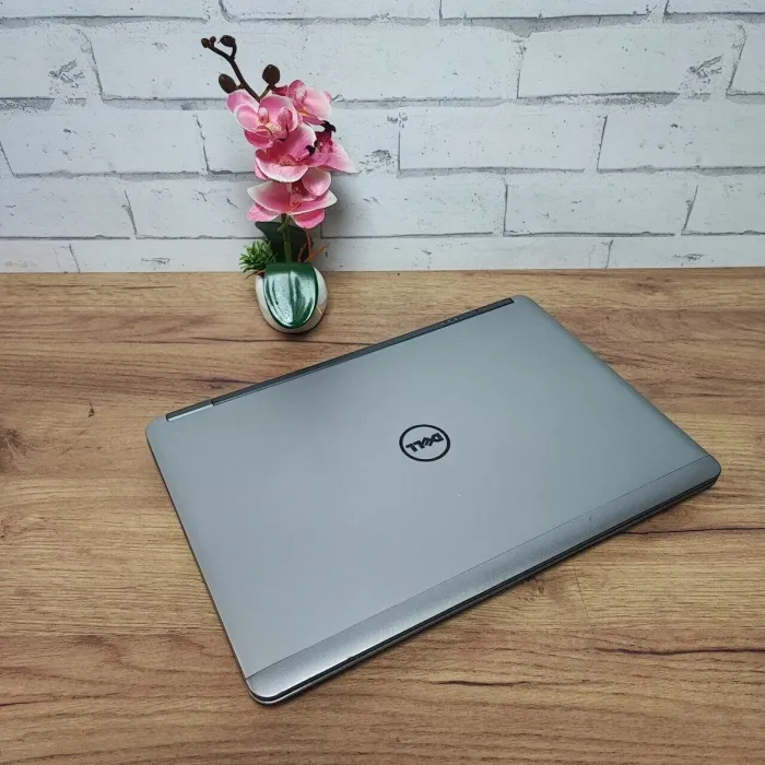 Ноутбук Б-клас Dell Latitude E7440 / 14" (1920x1080) TN / Intel Core i5-4300U (2 (4) ядра по 1.9 - 2.9 GHz) / 8 GB DDR3 / 256 GB SSD / Intel HD Graphics 4400 / WebCam б/в - зображення 7