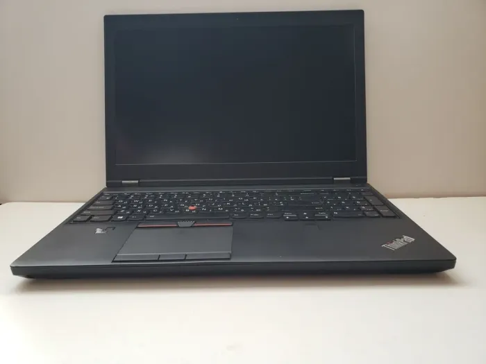 Мобільна робоча станція Lenovo ThinkPad P51 / 15.6" (3840x2160) IPS / Intel Xeon E3-1505M v6 (4 (8) ядра по 3.0 - 4.0 GHz) / 32 GB DDR4 / 512 GB SSD / nVidia Quadro M2200, 4 GB GDDR5, 128-bit / WebCam / Win 10 Pro б/в - зображення 2