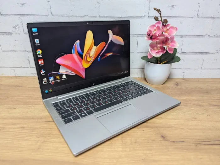 Ультрабук Б-клас HP EliteBook 845 G7 / 14" (1920x1080) TN Touch / AMD Ryzen 5 Pro 4650U (6 (12) ядер по 2.1 - 4.0 GHz) / 16 GB DDR4 / 256 GB SSD / AMD Radeon RX Vega 6 Graphics / WebCam б/в - зображення 4