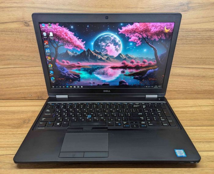 Ноутбук Б-клас Dell Latitude 5580 / 15.6" (1920x1080) IPS / Intel Core i5-7300U (2 (4) ядра по 2.6 - 3.5 GHz) / 8 GB DDR4 / 240 GB SSD / Intel HD Graphics 620 / WebCam / HDMI / Windows 10 б/в - зображення 2