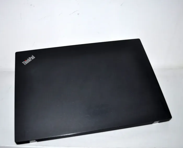 Ультрабук Б-клас Lenovo ThinkPad T470s / 14" (1920x1080) IPS / Intel Core i5-7300U (2 (4) ядра 2.6 - 3.5 GHz) / 16 GB DDR4 / 512 GB SSD / Intel HD Graphics 620 / WebCam / Два АКБ / Windows 11 Pro б/в - зображення 10