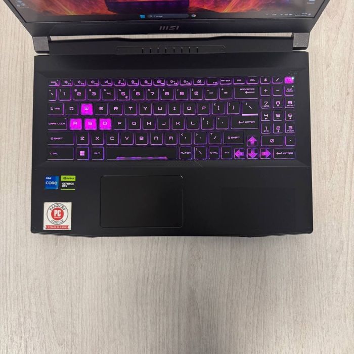 Ігровий ноутбук Б-класу MSI Katana 15 B13VFK / 15,6" (1920x1080) IPS / Intel Core i7-13620H (10 (16) ядер по 3,6 - 4,9 ГГц) / 16 ГБ DDR5 / 1000 ГБ SSD / nVidia GeForce RTX 4060, 8 ГБ GDDR6, 128-біт / WebCam б/в - зображення 3