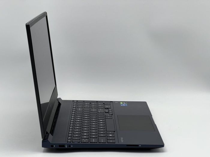 Ігровий ноутбук HP Victus 15-fb2000nr / 15,6" (1920x1080) IPS / AMD Ryzen 7 8845HS (8 (16) ядер по 3,8 - 5,1 ГГц) / 16 ГБ DDR5 / 960 ГБ SSD / nVidia GeForce RTX 4060, 8 ГБ GDDR6, 128-біт / Веб-камера б/в - зображення 3