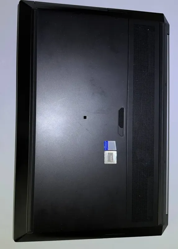 Мобільна робоча станція HP zBook 17 G6 / 17.3" (1920x1080) IPS / Intel Core i9-9880H (8 (16) ядер по 2.3 - 4.8 GHz) / 64 GB DDR4 / 256 GB SSD + 500 GB HDD / nVidia Quadro RTX 5000, 16 GB GDDR6, 256-bit / WebCam б/в - зображення 5