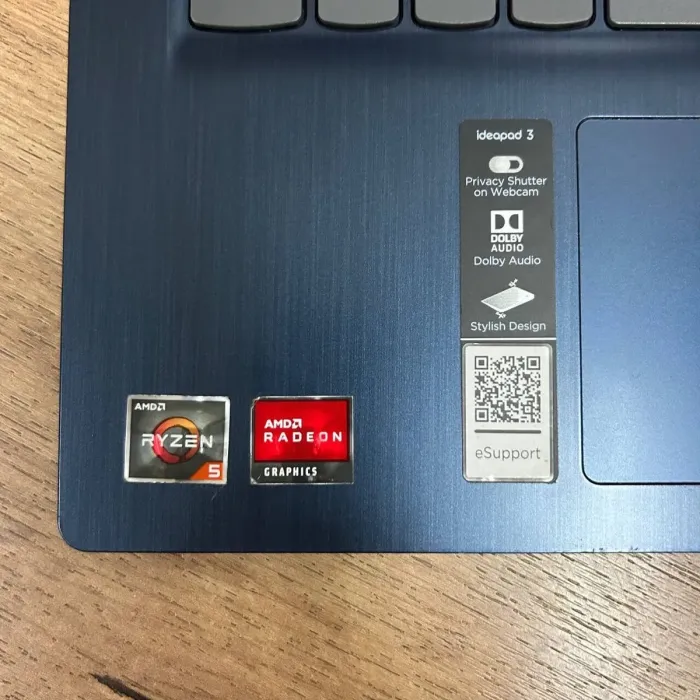 Ультрабук Lenovo IdeaPad 3 14ADA05 / 14" (1920x1080) TN / AMD Ryzen 5 3500U (4 (8) ядра по 2.1 - 3.7 GHz) / 8 GB DDR4 / 128 GB SSD / Intel UHD Graphics / WebCam б/в - зображення 8