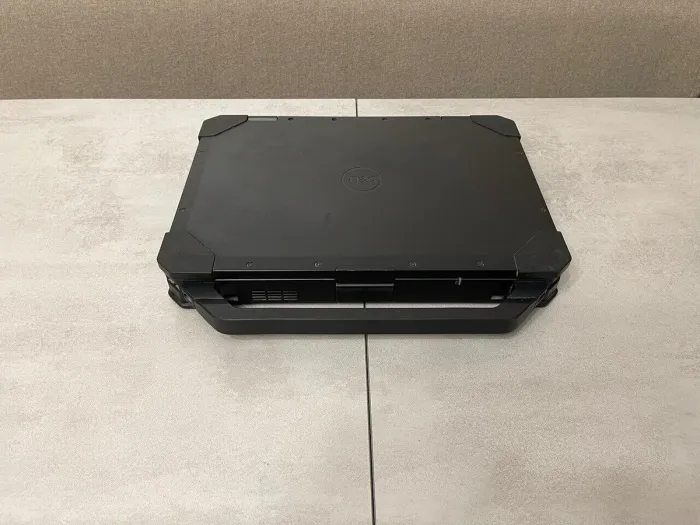 Захищений ноутбук Dell Latitude 5424 Rugged / 14" (1920x1080) IPS / Intel Core i5-8350U (4 (8) ядра по 1.7 - 3.6 GHz) / 16 GB DDR4 / 256 GB SSD M.2 / Intel UHD Graphics 620 / WebCam б/в - зображення 8