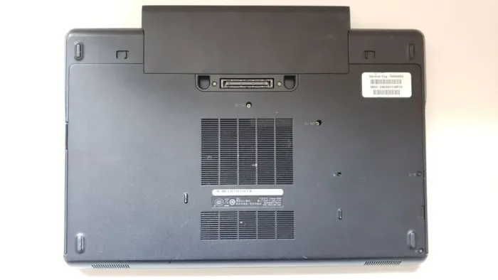 Ігровий ноутбук Dell Latitude E6540 / 15.6" (1920x1080) TN / Intel Core i7-4800MQ (4 (8) ядра по 2.7 - 3.7 GHz) / 16 GB DDR3 / 256 GB SSD + 750 GB HDD / AMD Radeon HD 8790M, 2 GB GDDR5, 128-bit / WebCam б/в - зображення 8