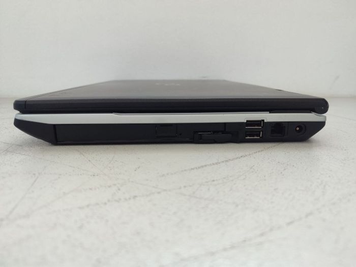 Ноутбук Fujitsu LifeBook E781 / 15.6" (1600x900) TN / Intel Core i5-2410M (2 (4) ядра по 2.3 - 2.9 GHz) / 8 GB DDR3 / 128 GB SSD / Intel HD Graphics 3000 / WebCam б/в - зображення 4