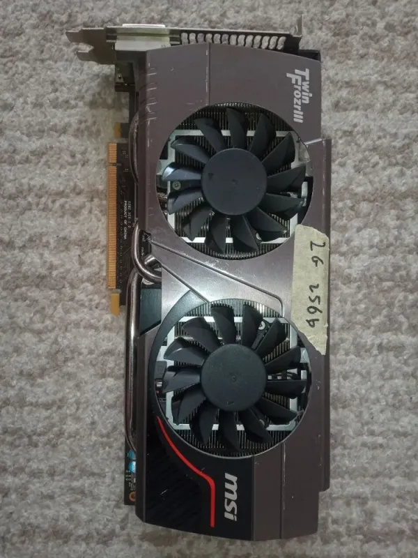 Дискретна відеокарта MSI GeForce GTX 680 Twin Frozr III, 2 GB GDDR5, 256-bit / 1x HDMI, 1x DisplayPort, 2x DVI б/в - зображення 2