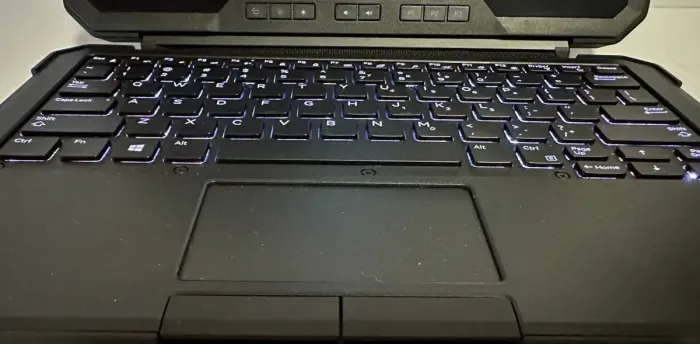 Нетбук-трансформер Dell Latitude 7220 Rugged Extreme / 11.6" (1920x1080) TN Touch / Intel Core i7-8665U (4 (8) ядра по 1.9 - 4.8 GHz) / 16 GB DDR3 / 256 GB SSD / Intel UHD Graphics 620 / WebCam б/в - зображення 3