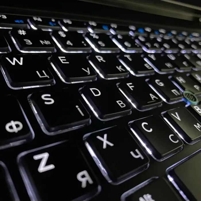 Ноутбук Б-клас Dell Latitude 5580 / 15.6" (1920x1080) IPS / Intel Core i5-7440HQ (4 ядра по 2.8 - 3.8 GHz) / 16 GB DDR4 / 240 GB SSD / nVidia GeForce 940MX, 2 GB GDDR5, 64-bit / WebCam / HDMI б/в - зображення 6