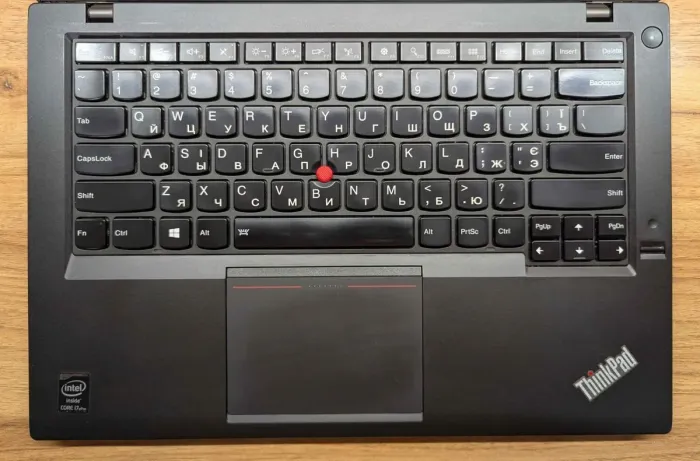 Ноутбук Lenovo ThinkPad T440s / 14" (1920x1080) IPS / Intel Core i7-4600U (2 (4) ядра по 2.1 - 3.3 GHz) / 8 GB DDR3 / 240 GB SSD / Intel HD Graphics 4400 / WebCam / Fingerprint / Windows 10 б/в - зображення 3