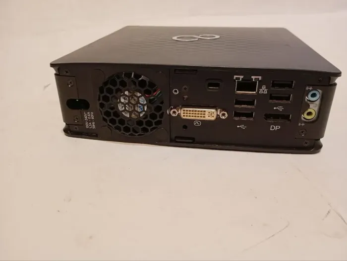 Неттоп Fujitsu Esprimo Q520 USFF / Intel Core i5-4440S (4 ядра по 2.8 - 3.3 GHz) / 8 GB DDR3 / 240 GB SSD / Intel HD Graphics 4600 б/в - зображення 4