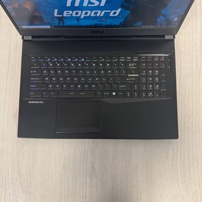 Ігровий ноутбук Б-класу MSI GL75 Leopard 10SFK / 17.3" (1920x1080) IPS / Intel Core i7-10750H (6 (12) ядер по 2.6 - 5.0 GHz) / 16 GB DDR4 / 1000 GB SSD / nVidia GeForce RTX 2070, 8 GB GDDR6, 256-bit / WebCam б/в - изображение 3