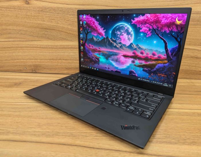 Ультрабук Lenovo ThinkPad X1 Carbon Gen8 / 14" (1920x1080) IPS / Intel Core i5-10210U (4 (8) ядра по 1.6 - 4.2 GHz) / 8 GB DDR4 / 512 GB SSD / Intel UHD Graphics / WebCam / Windows 10 б/в - зображення 5