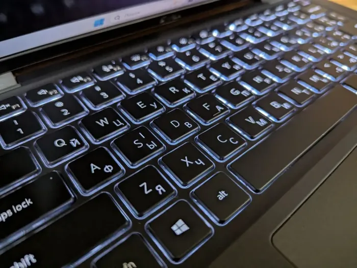 Ультрабук Б-клас Dell Latitude 7420 / 14" (1920x1080) IPS / Intel Core i5-1145G7 (4 (8) ядра по 2.6 - 4.4 GHz) / 8 GB DDR4 / 512 GB SSD / Intel Iris Xe Graphics / WebCam / Windows 10 б/в - зображення 6