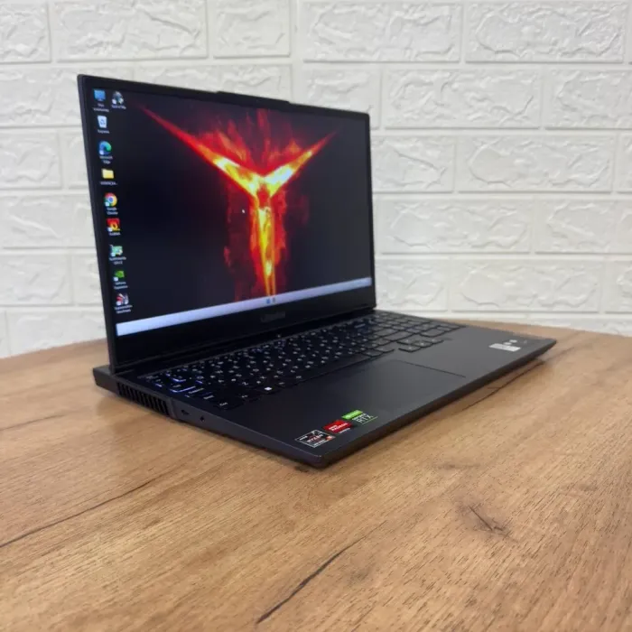 Ігровий ноутбук Б-клас Lenovo Legion 5 15ACH6H / 15.6" (2560x1440) IPS / AMD Ryzen 5 5600H (6 (12) ядер по 3.3 - 4.2 GHz) / 16 GB DDR4 / 512 GB SSD NVMe / nVidia GeForce RTX 3060, 6 GB GDDR6, 192-bit б/в - зображення 4