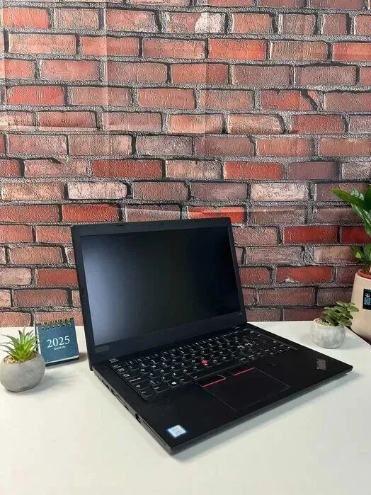 Ультрабук Lenovo ThinkPad L480 / 14" (1920x1080) IPS / Intel Core i5-8250U (4 (8) ядра по 1.6 - 3.4 GHz) / 8 GB DDR4 / 256 GB SSD / Intel UHD Graphics 620 / WebCam б/в - зображення 6
